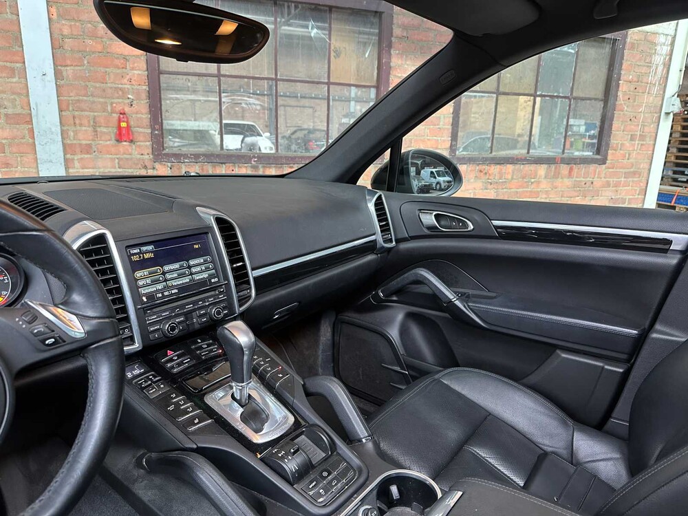Porsche Cayenne 3.6 299hp 2012, 5-TBR-27