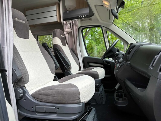 Chausson Titanium VIP 788 Automatic 130hp 2021 Camper