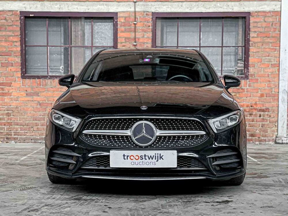 Mercedes-Benz A180d AMG Business Solution 116PS 2018 A-Klasse, XJ-192-K