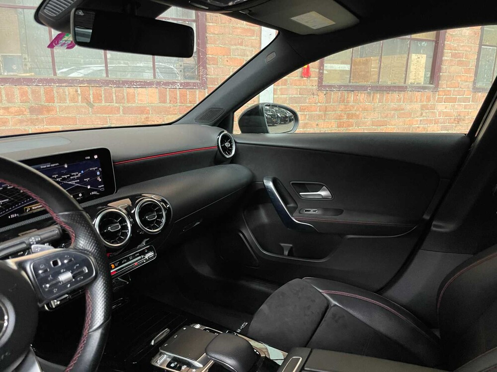 Mercedes-Benz A180d AMG Business Solution 116PS 2018 A-Klasse, XJ-192-K