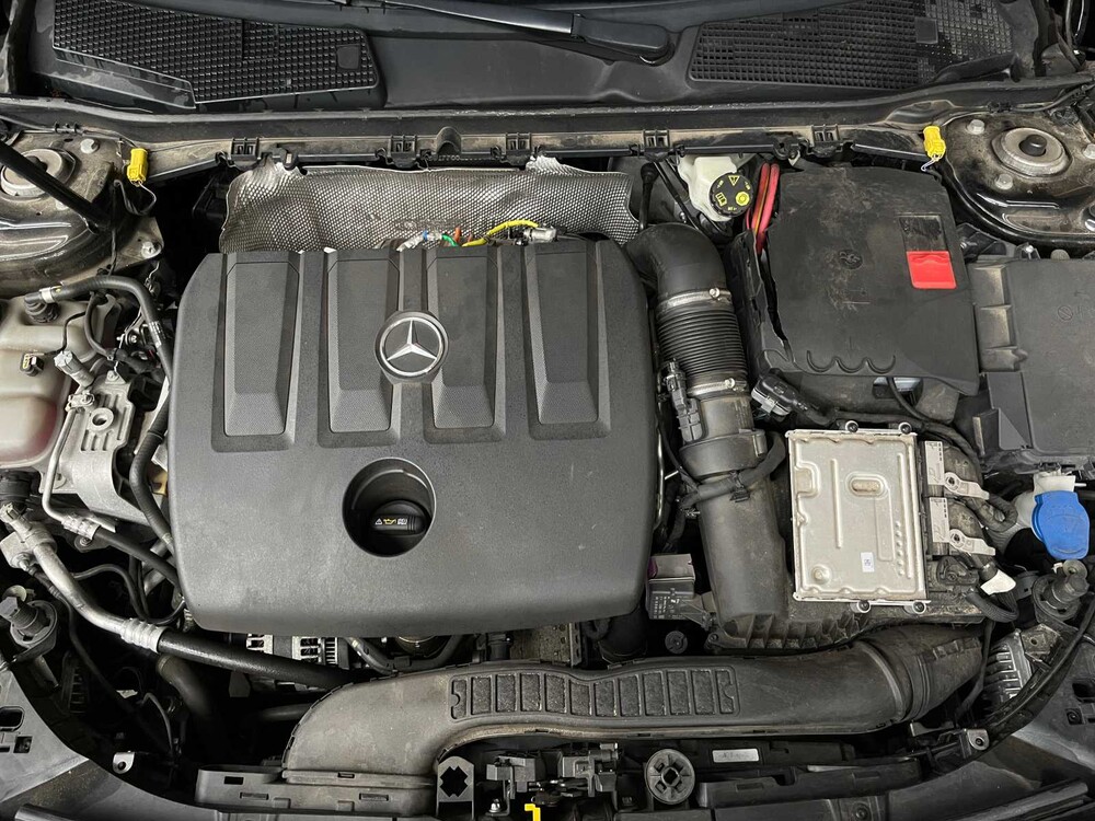 Mercedes-Benz A180d AMG Business Solution 116PS 2018 A-Klasse, XJ-192-K