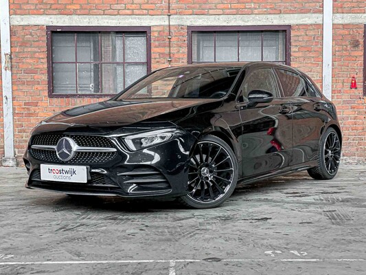 Luxury & sports cars in Boxmeer