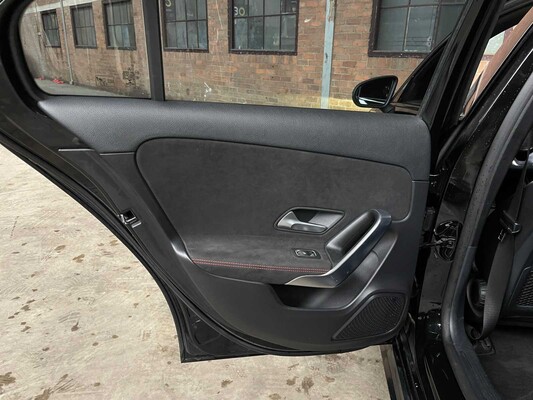 Mercedes-Benz A180d AMG Business Solution 116hp 2018 A-class, XJ-192-K