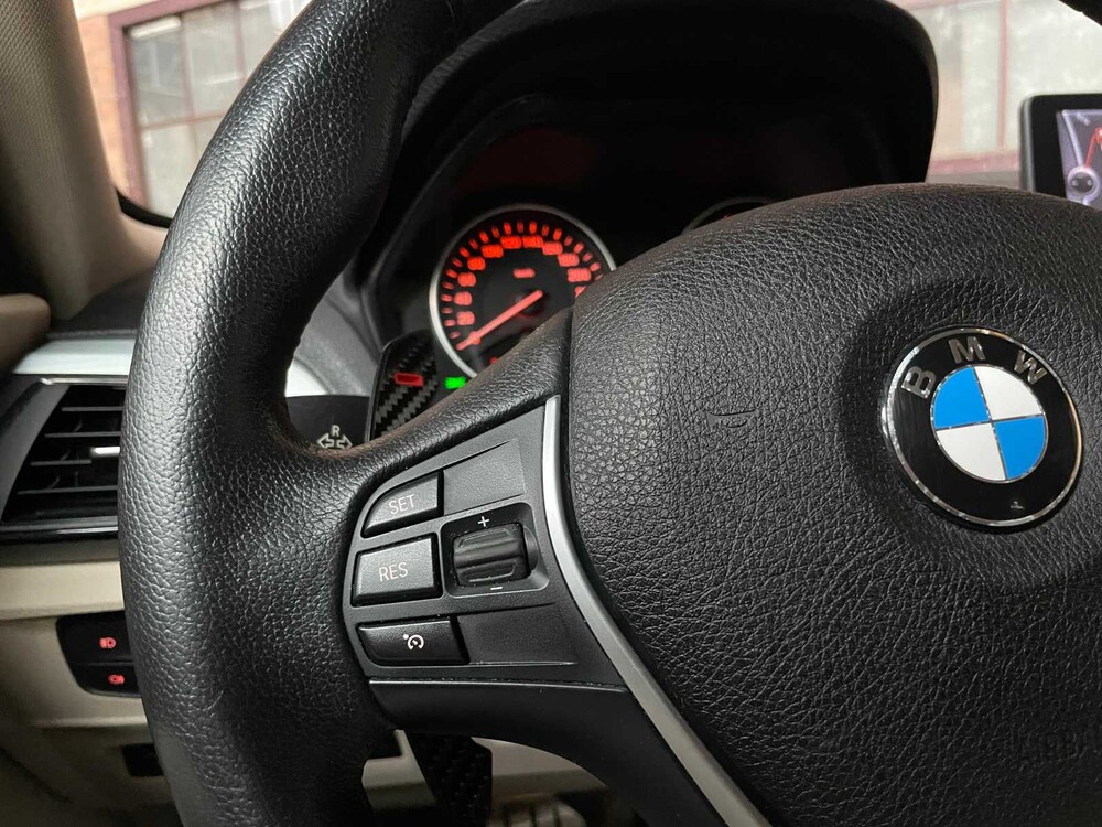 BMW 125i Business+ 300PS 2012 1er, 7-ZSJ-54