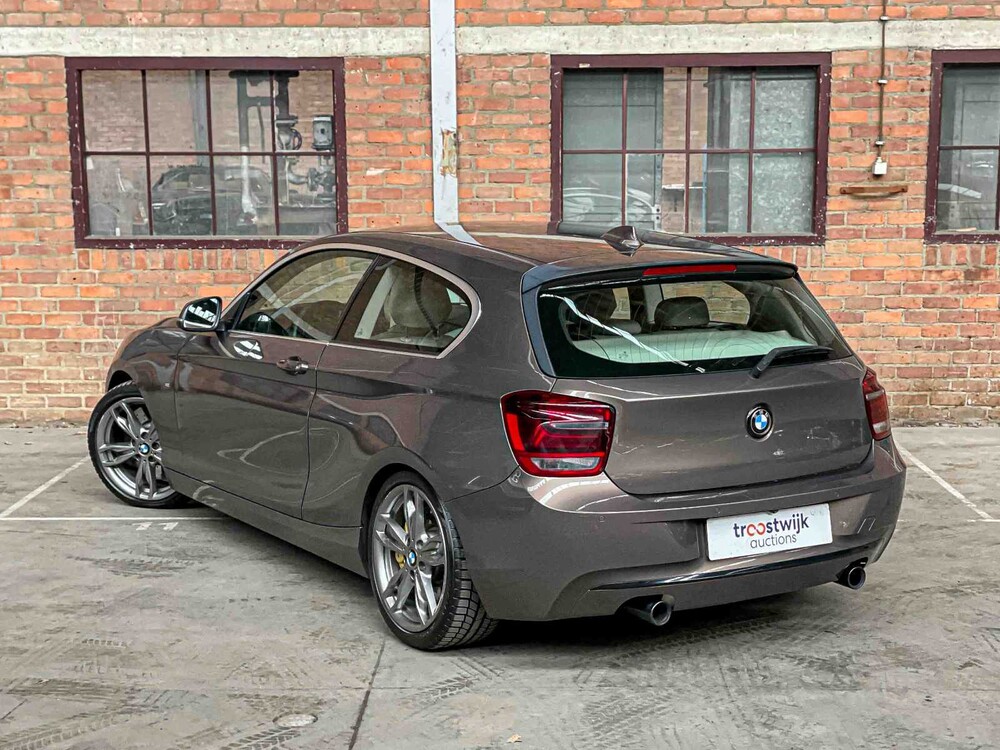 BMW 125i Business+ 300PS 2012 1er, 7-ZSJ-54