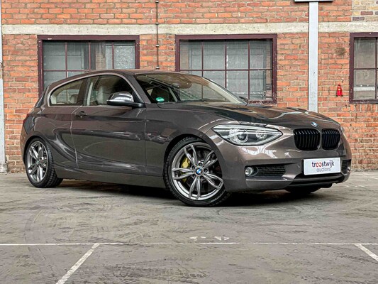 BMW 125i Business+ 300hp 2012 1-Series, 7-ZSJ-54