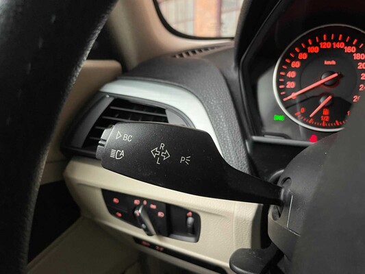 BMW 125i Business+ 300hp 2012 1-Series, 7-ZSJ-54