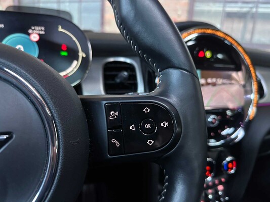 Mini Cooper S JCW 2.0 161hp 2021, X-565-GZ