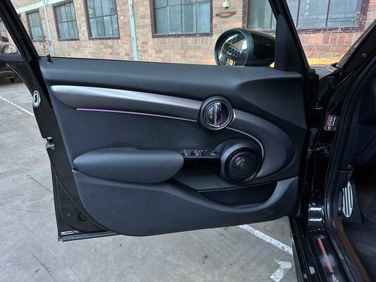 Mini Cooper S JCW 2.0 161hp 2021, X-565-GZ