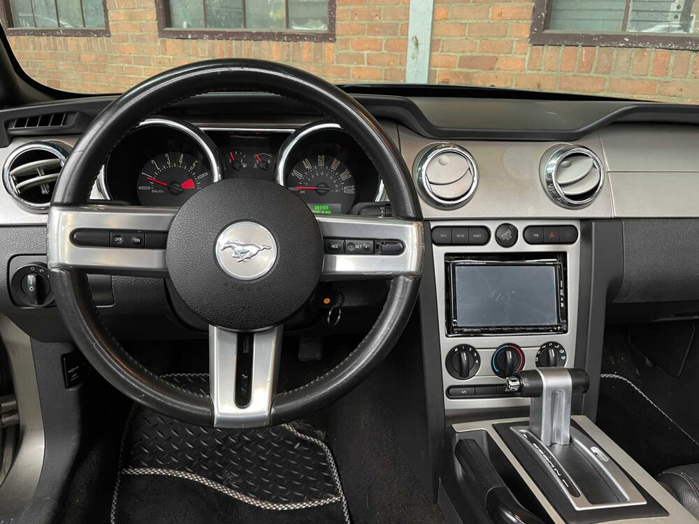 Ford Mustang Cabriolet 4.0 212pk 2005 Youngtimer