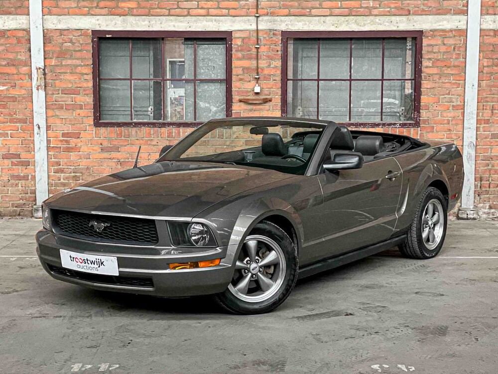 Ford Mustang Cabriolet 4.0 212pk 2005 Youngtimer