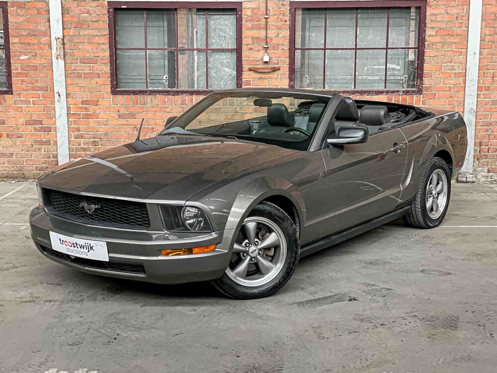Ford Mustang Cabriolet 4.0 212pk 2005 Youngtimer