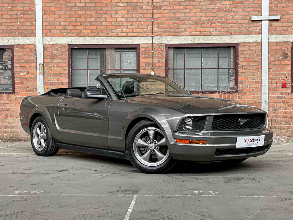 Ford Mustang Cabriolet 4.0 212pk 2005 Youngtimer