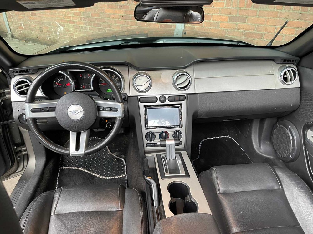Ford Mustang Cabriolet 4.0 212pk 2005 Youngtimer