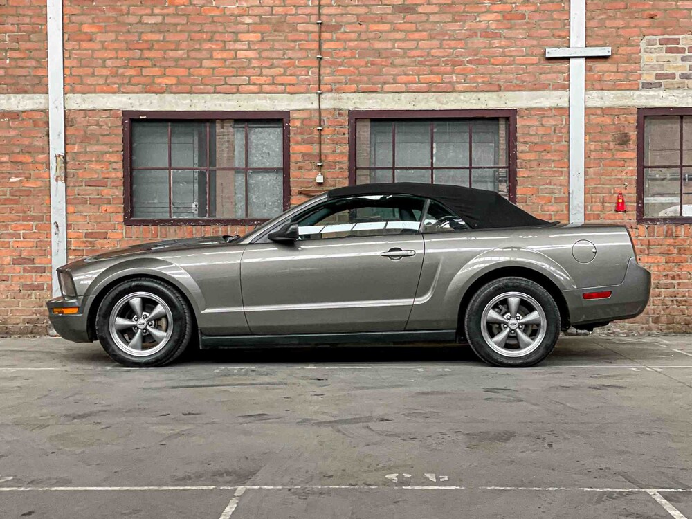 Ford Mustang Cabriolet 4.0 212pk 2005 Youngtimer
