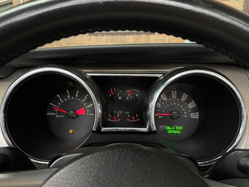 Ford Mustang Cabriolet 4.0 212pk 2005 Youngtimer