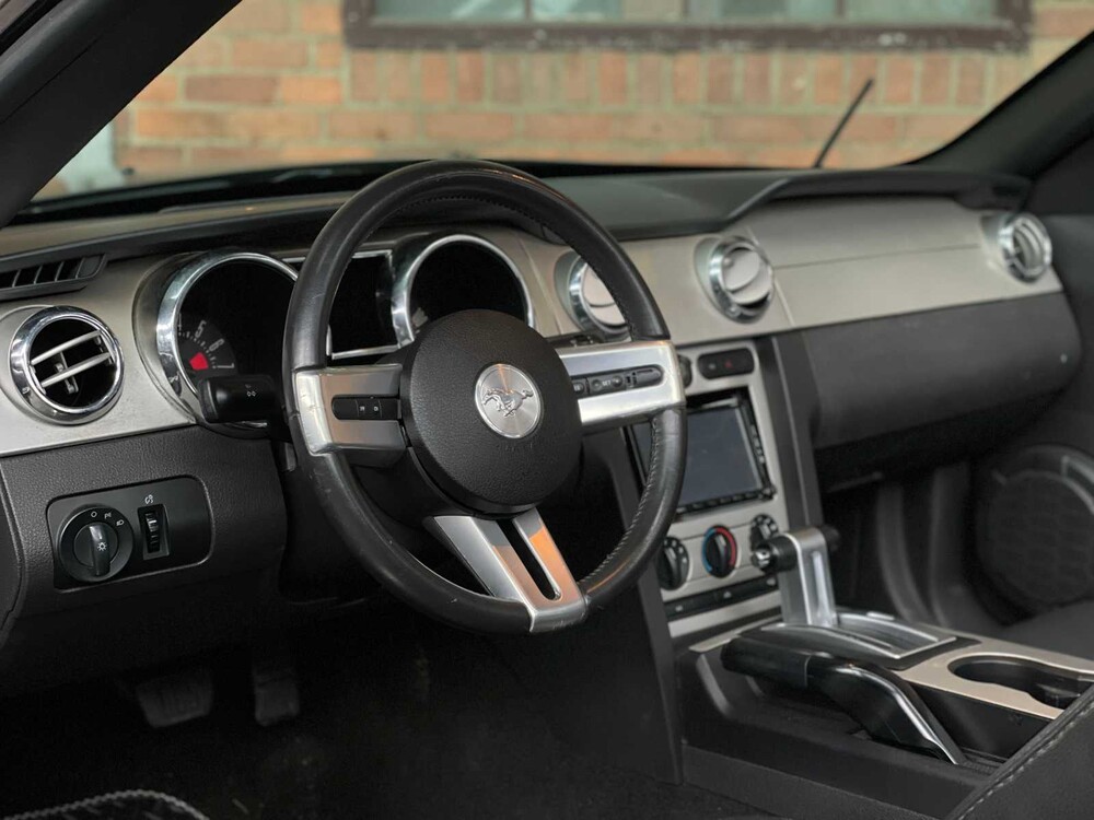 Ford Mustang Cabriolet 4.0 212pk 2005 Youngtimer