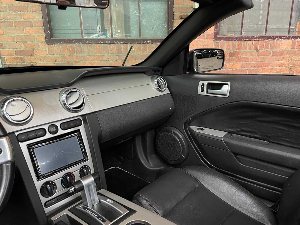Ford Mustang Cabriolet 4.0 212pk 2005 Youngtimer