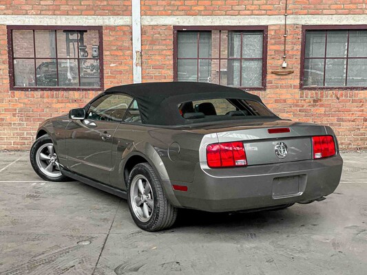 Ford Mustang Cabriolet 4.0 212hp 2005 Youngtimer