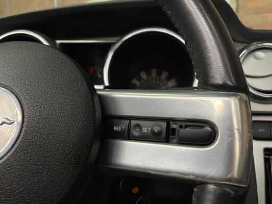 Ford Mustang Cabriolet 4.0 212hp 2005 Youngtimer
