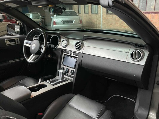 Ford Mustang Cabriolet 4.0 212hp 2005 Youngtimer