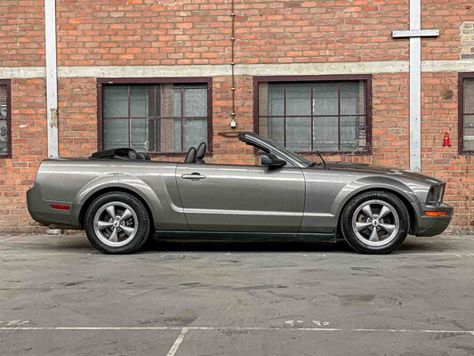 Ford Mustang Cabriolet 4.0 212hp 2005 Youngtimer