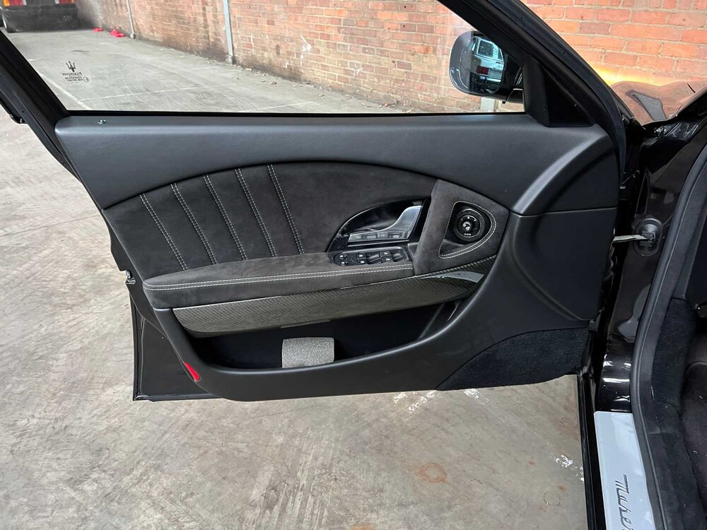 Maserati Quattroporte 4.2 V8 Sport GT S 401pk ‘42.000km’ 401pk 2008