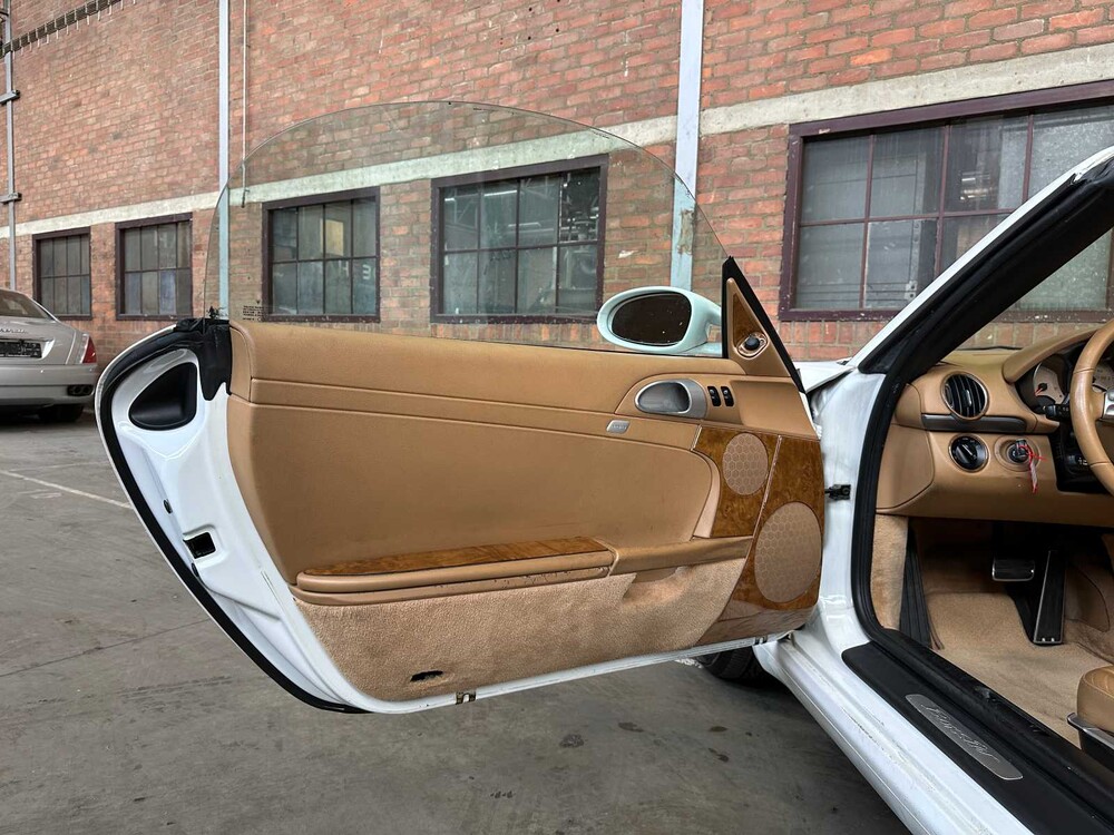 Porsche Boxster 987 2.7 245pk 2006 YOUNGTIMER