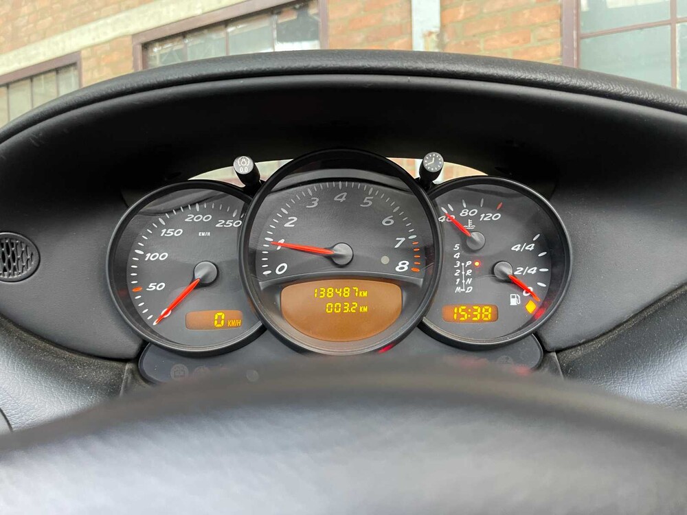 WP0ZZZ98Z1U601875 Porsche Boxster 986 2.7 220PS 2001 Youngtimer