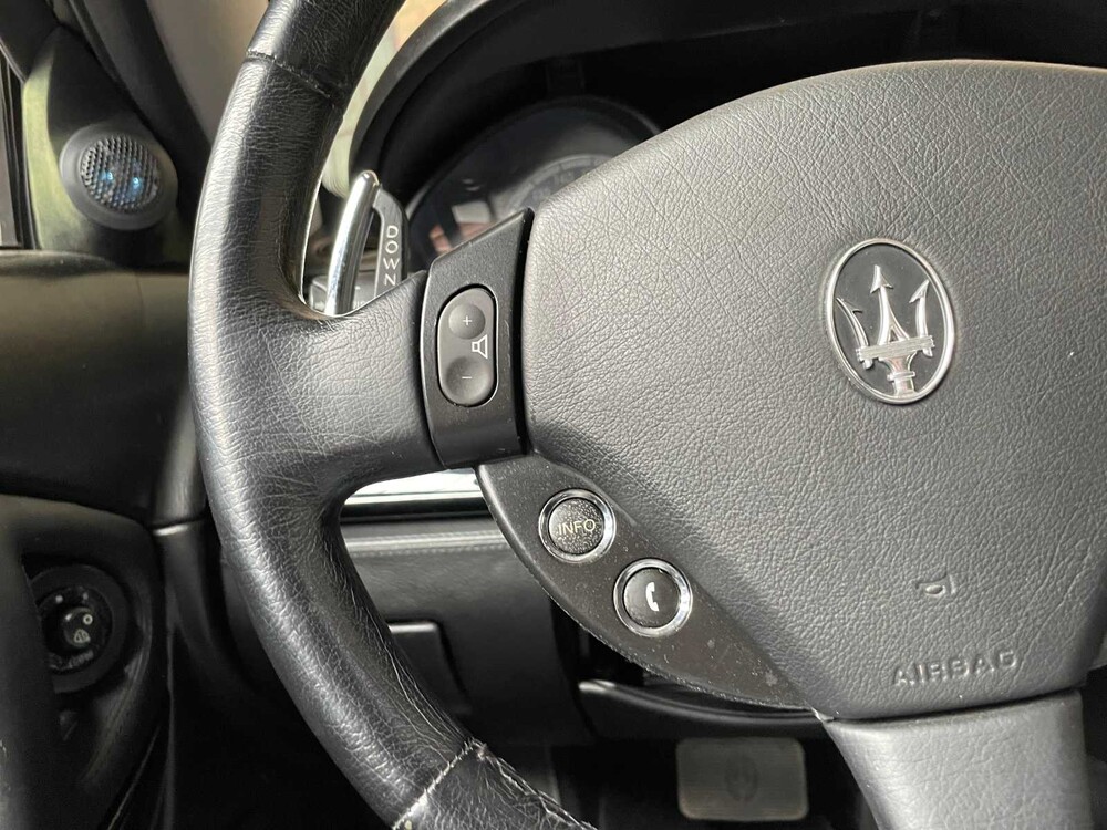 Maserati Quattroporte 4.2 V8 400PK 2006 Youngtimer