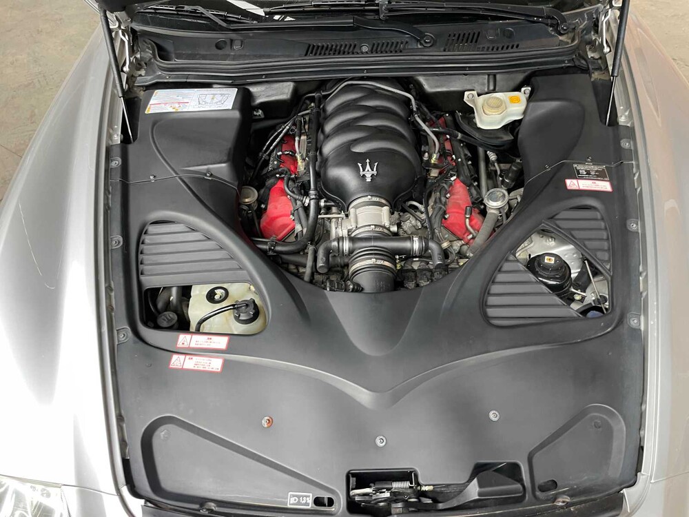 Maserati Quattroporte 4.2 V8 400PK 2006 Youngtimer