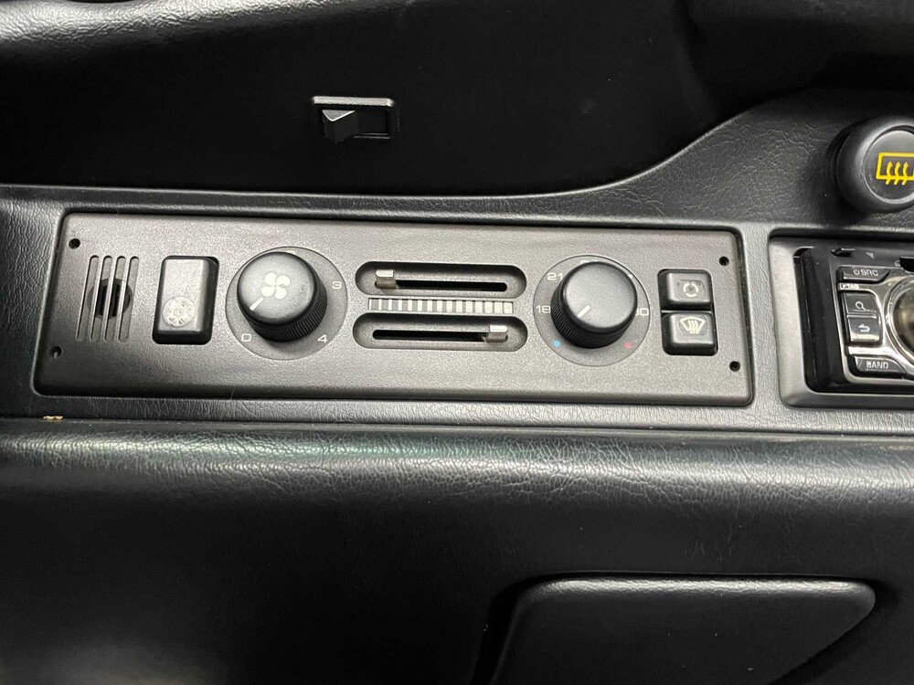 Porsche 911 Carrera 2 964 Cabriolet 1991