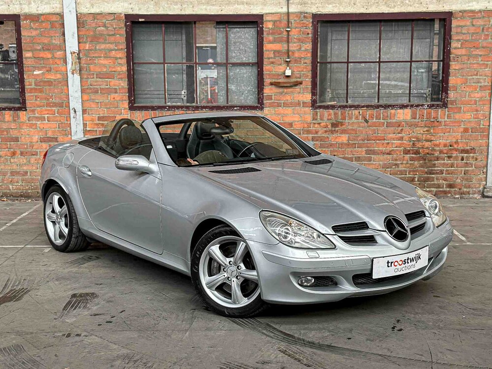 Mercedes-Benz SLK350 3.5 V6 272PS 2006 AIRSCARF SLK-Klasse Youngtimer