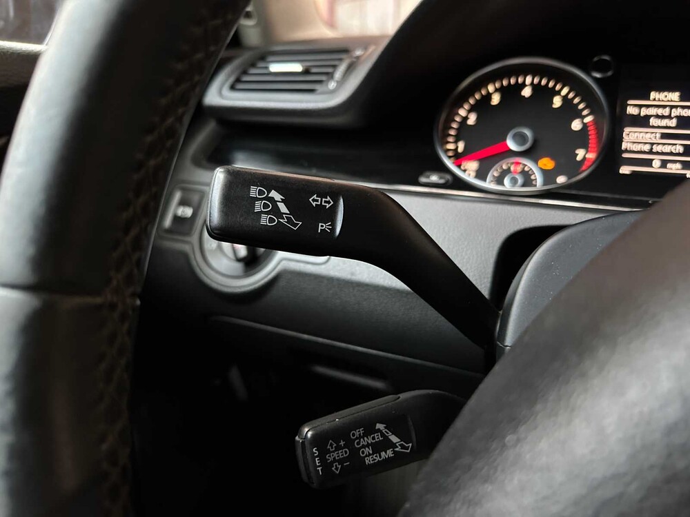 Volkswagen Passat Variant 3.2 V6 Highline 4M R32 250pk 2009, 89-HNG-2