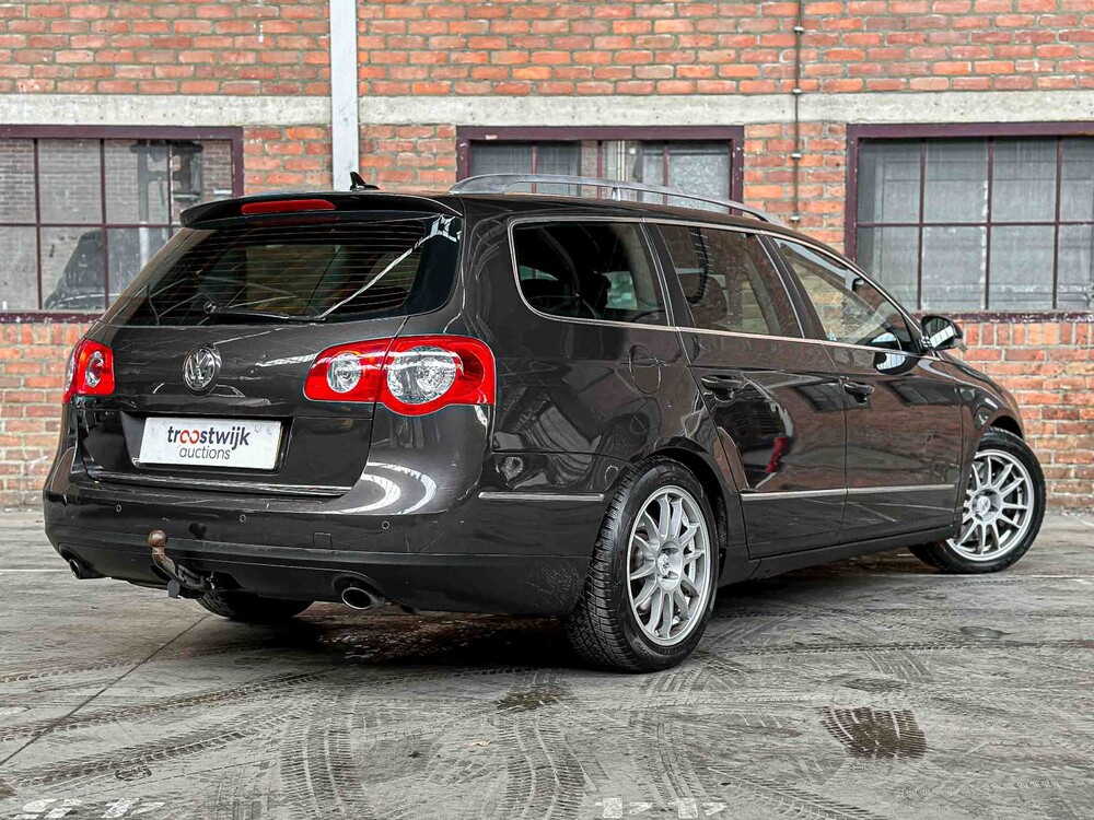 Volkswagen Passat Variant 3.2 V6 Highline 4M R32 250pk 2009, 89-HNG-2