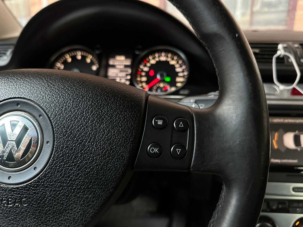 Volkswagen Passat Variant 3.2 V6 Highline 4M R32 250pk 2009, 89-HNG-2