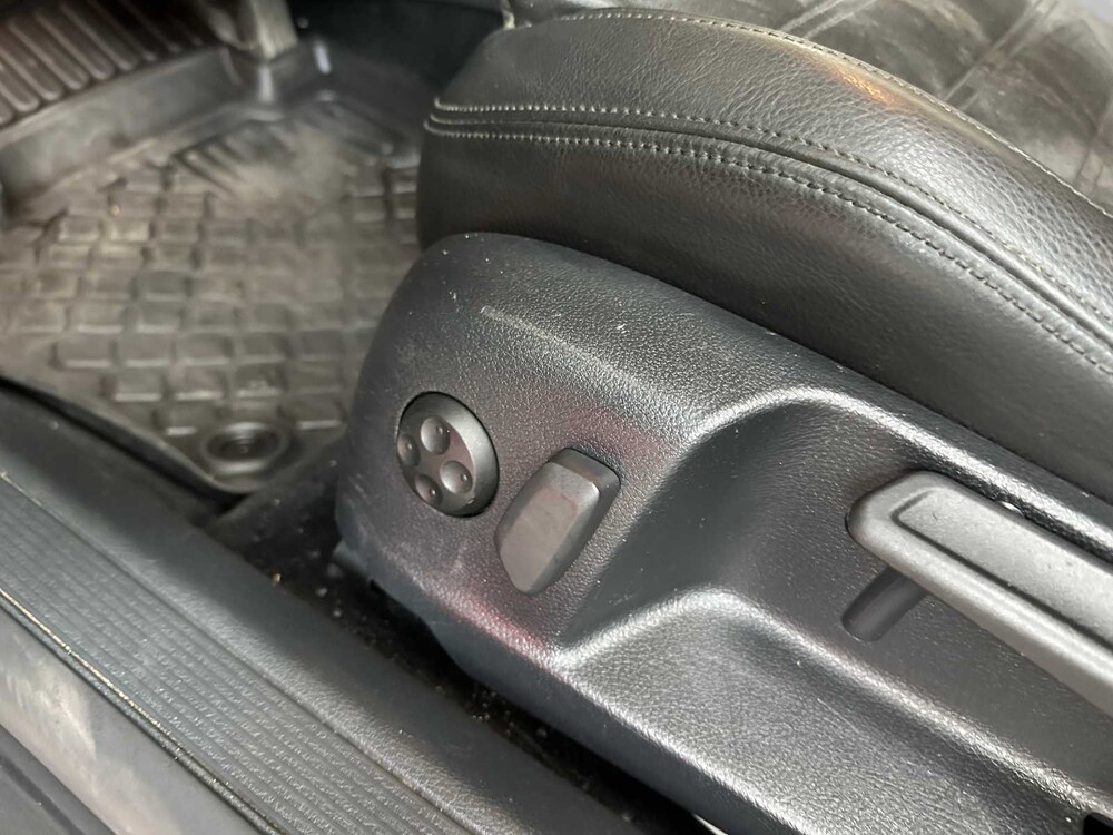 Volkswagen Passat Variant 3.2 V6 Highline 4M R32 250pk 2009, 89-HNG-2