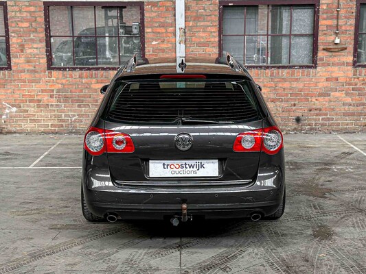 Volkswagen Passat Variant 3.2 V6 Highline 4M R32 250hp 2009, 89-HNG-2