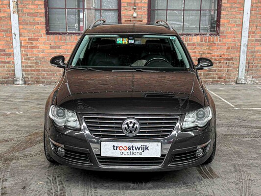 Volkswagen Passat Variant 3.2 V6 Highline 4M R32 250hp 2009, 89-HNG-2