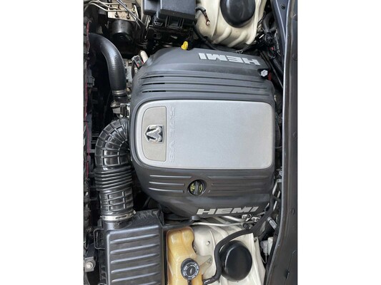 Dodge Charger RT HEMI 5.7 V8 340hp 2005 Youngtimer