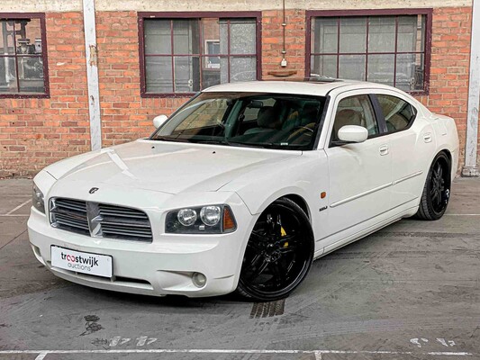 Dodge Charger RT HEMI 5.7 V8 340hp 2005 Youngtimer