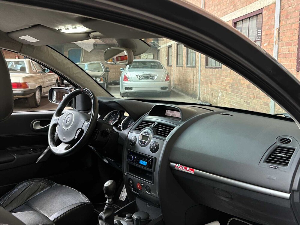 Renault Sport Megane RS type 2 phase II 3-DRS 2.0 turbo 224pk 2008 Youngtimer