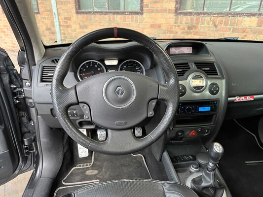 Renault Sport Megane RS type 2 phase II 3-DRS 2.0 turbo 224hp 2008 Youngtimer