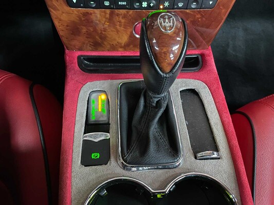 Maserati Quattroporte S 4.7 V8 ZF 430PS 2009
