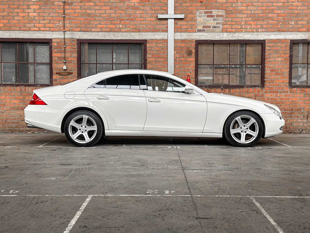 Mercedes-Benz CLS500 5.0 V8 306pk 2005 CLS-Klasse Youngtimer
