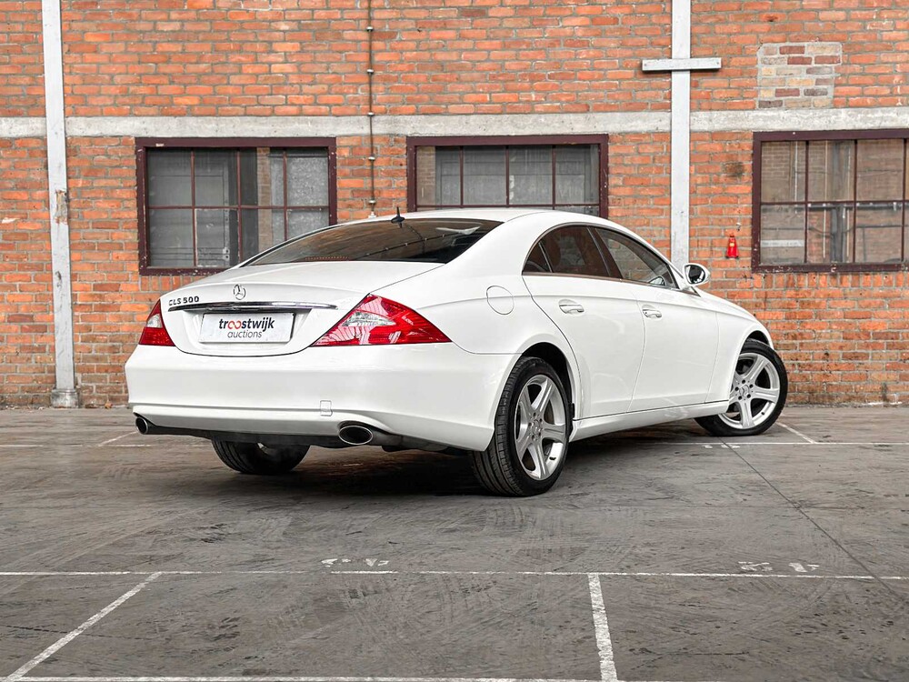 Mercedes-Benz CLS500 5.0 V8 306pk 2005 CLS-Klasse Youngtimer