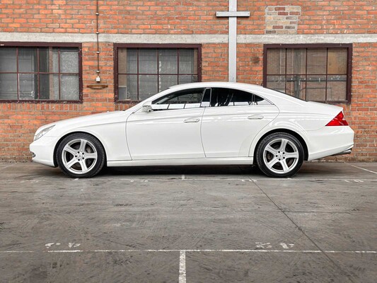 Mercedes-Benz CLS500 5.0 V8 306hp 2005 CLS-Class Youngtimer