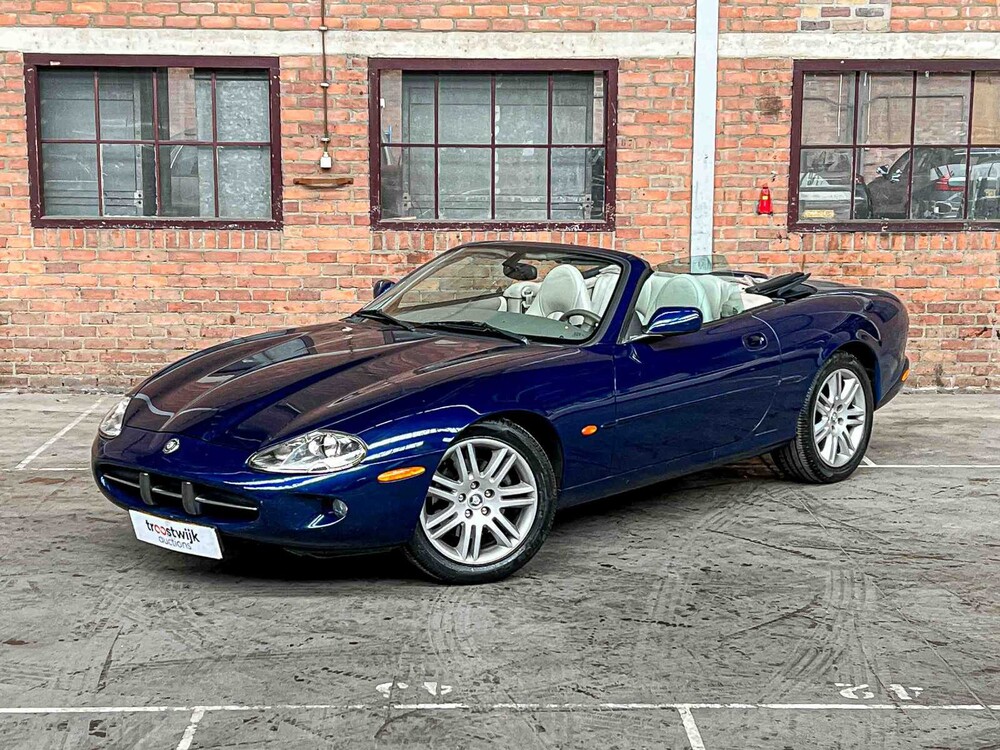 Jaguar XK8 4.0 V8 Convertible 284pk 1999, 61-DN-PT