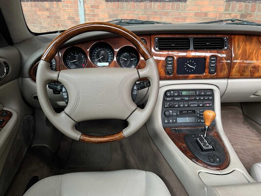 Jaguar XK8 4.0 V8 Convertible 284hp 1999, 61-DN-PT