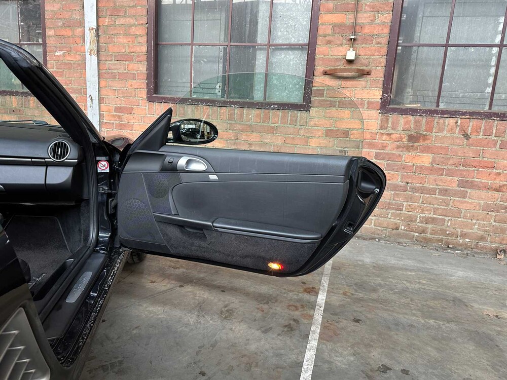 Porsche Boxster 987 2.7 245pk 2005 YOUNGTIMER